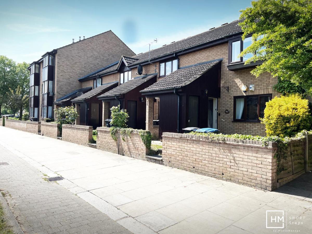 Appartement House - Beautiful 2 Bed - Good Transport Free Parking *